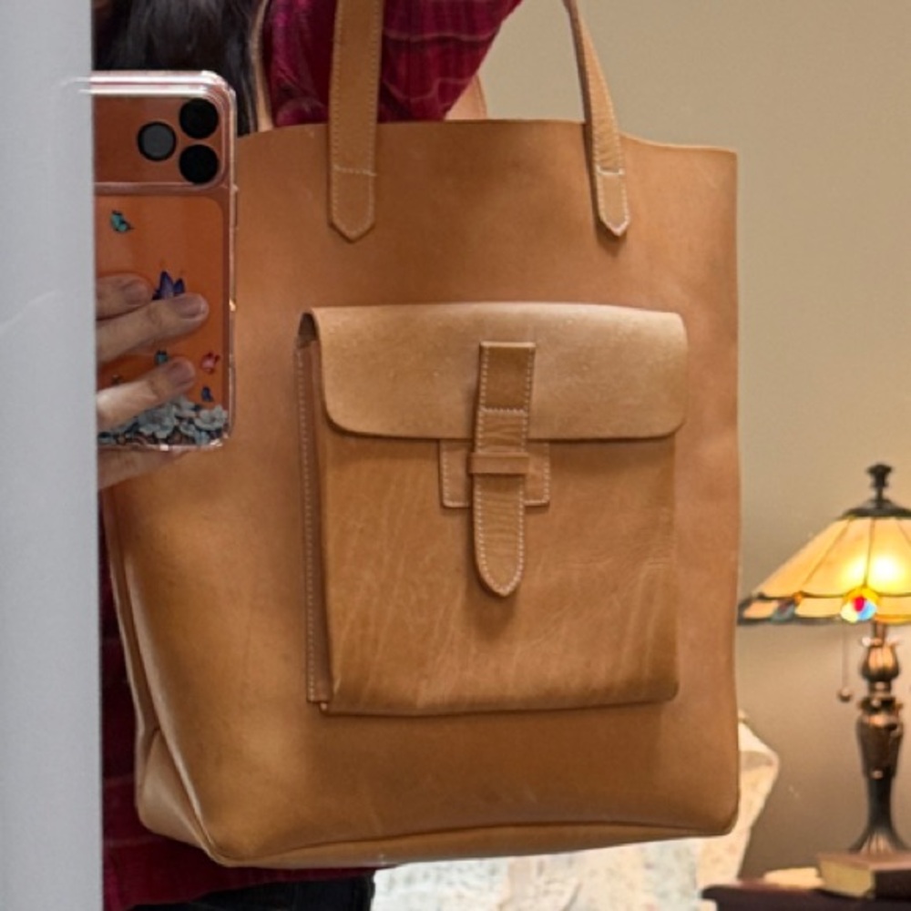 American Apparel Tan LEATHER Tote Bag EXCELLENT CONDITION HARDLY USED 14 X 14 - Picture 13 of 13